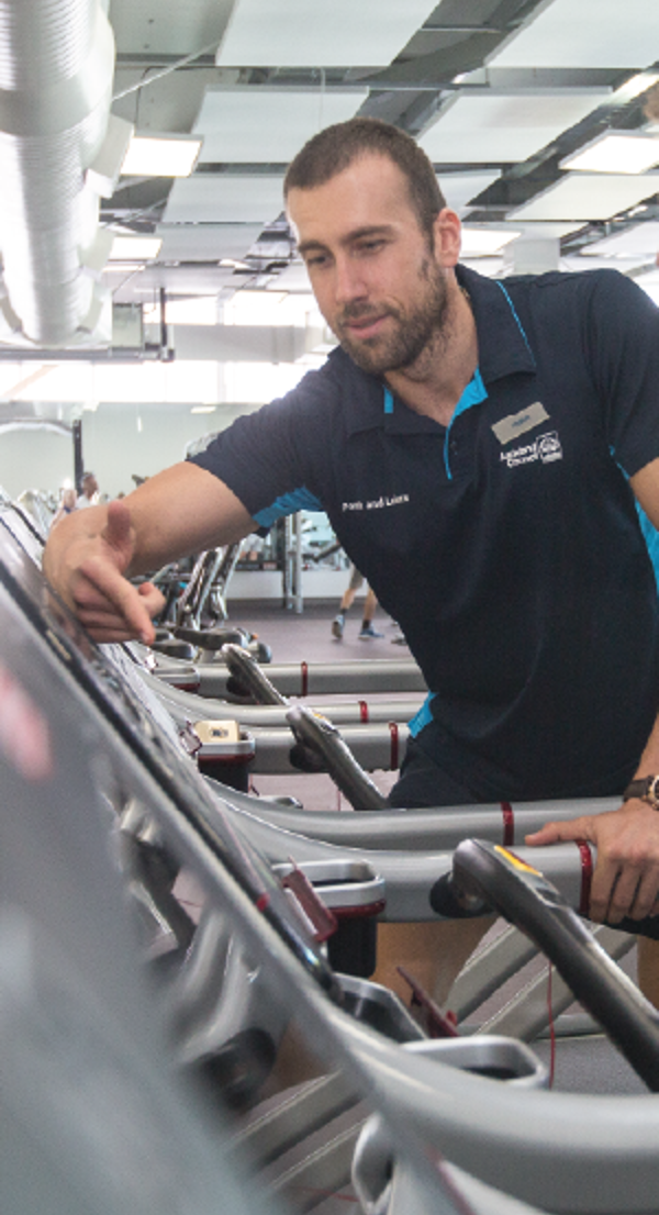 Side Images Careerartboard 2@0.75X